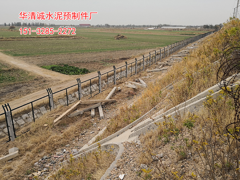 铁路线路防护栅栏 铁路线路防护栅栏